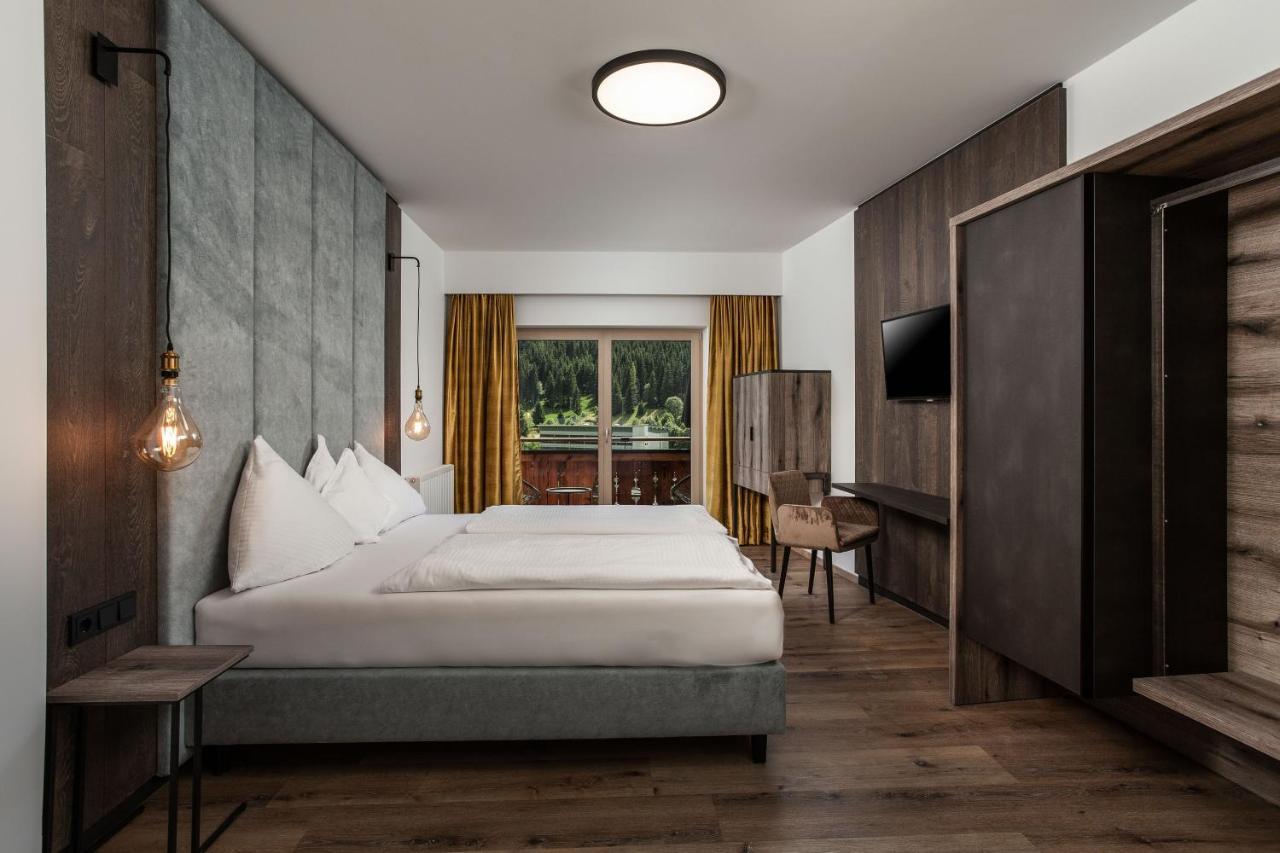 Hotel Das Kohlmais ザールバッハ・ヒンターグレム エクステリア 写真