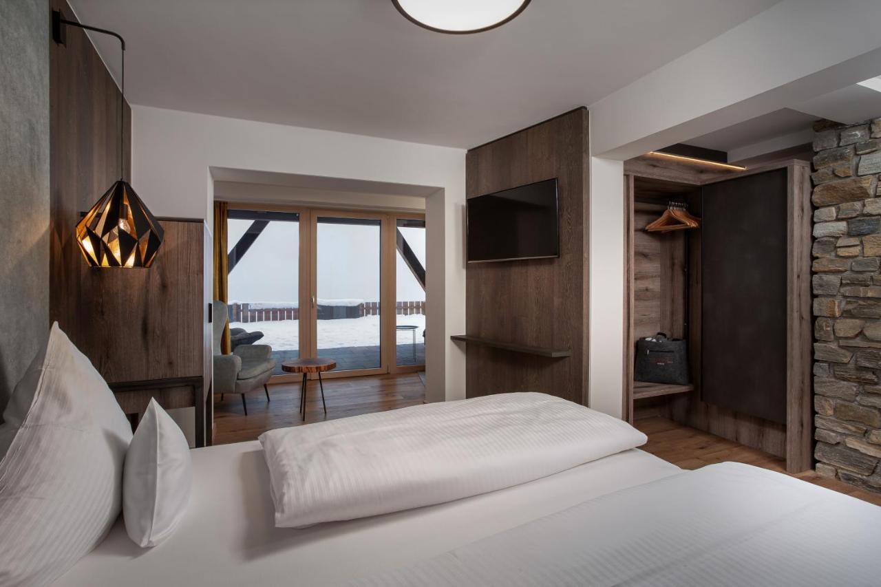 Hotel Das Kohlmais ザールバッハ・ヒンターグレム エクステリア 写真
