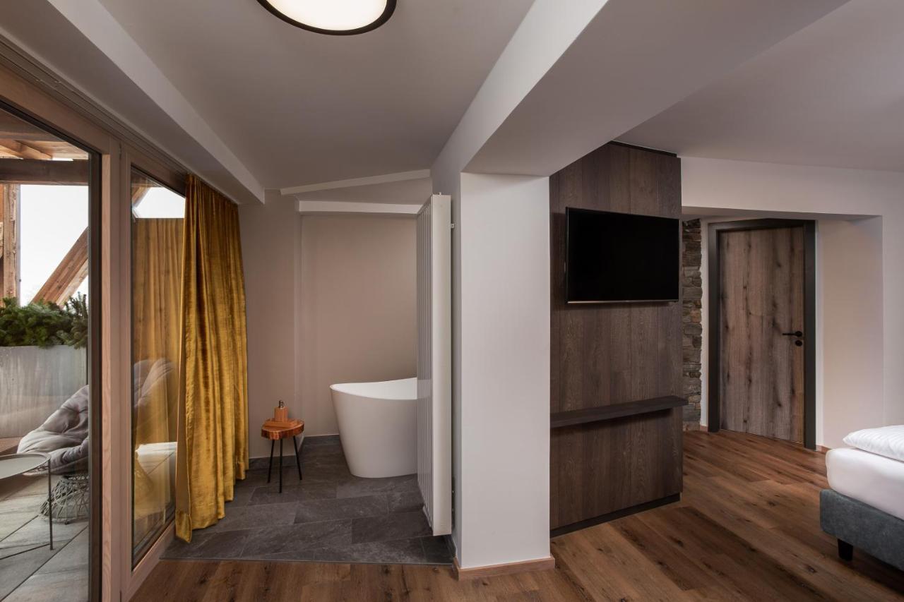 Hotel Das Kohlmais ザールバッハ・ヒンターグレム エクステリア 写真