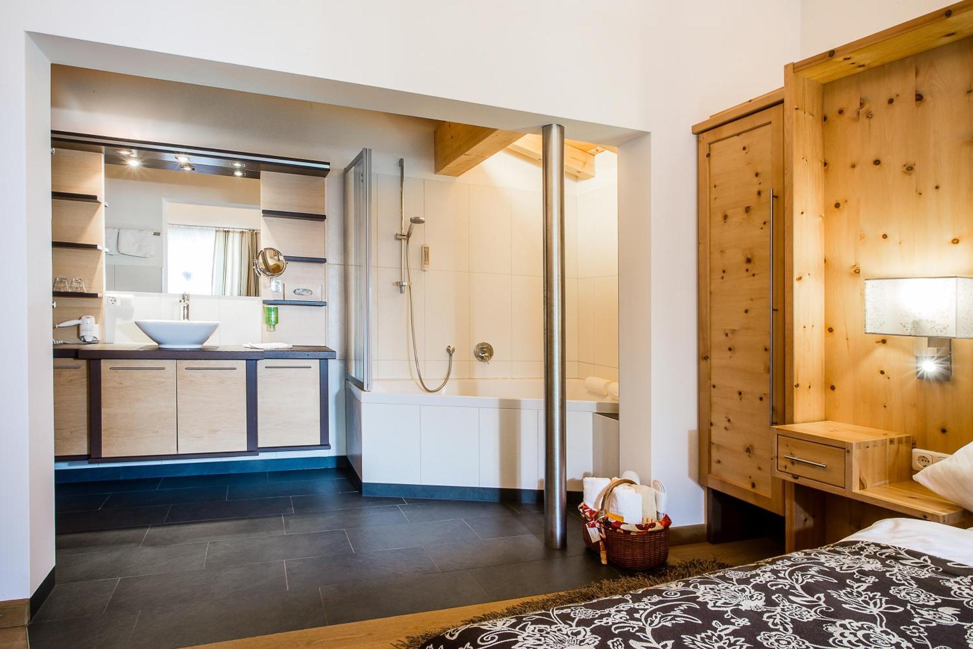 Hotel Das Kohlmais ザールバッハ・ヒンターグレム 部屋 写真